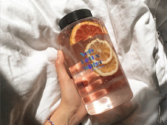 天气变冷感概冬天来临的文案 秋天陪你冬天也陪你