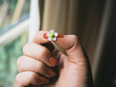 文字控偏爱的爱情说说配图 很经典的有哲理精辟爱情说说